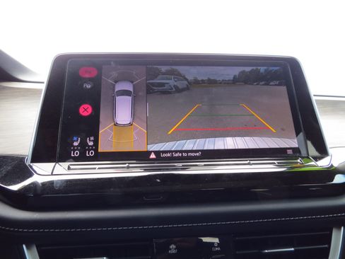 Used 2024 Volkswagen Atlas SEL Premium R-Line image 32