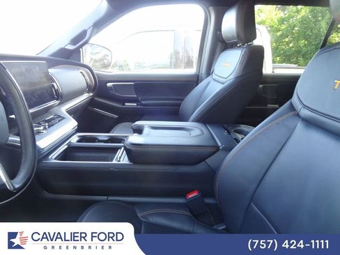 Used 2025 Ford Expedition Tremor AWD/4WD image 6