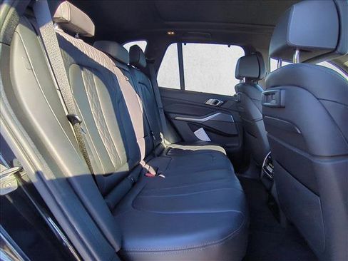 Used 2020 BMW X5 M50i w/ Executive Package image 20