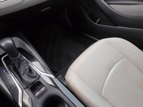 Used 2020 Toyota Corolla LE image 15