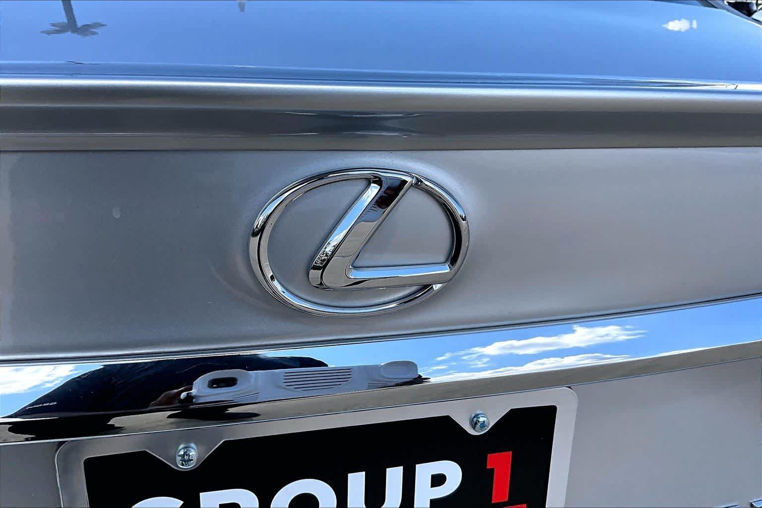 Used 2014 Lexus ES 350 w/ Luxury Package FWD image 31