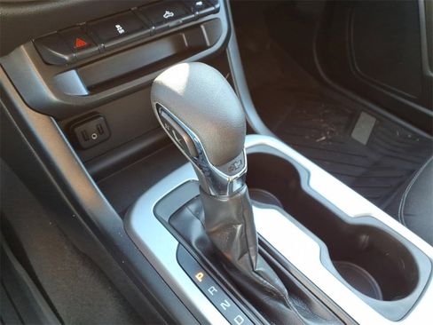 Used 2022 Chevrolet Colorado LT w/ LT Convenience Package image 33