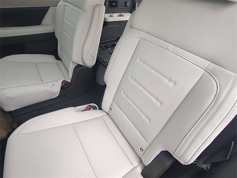 New 2025 Hyundai Santa Fe Calligraphy image 30