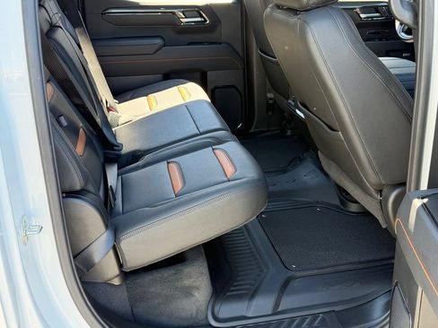 Used 2026 GMC Sierra 1500 AT4 AWD/4WD image 23