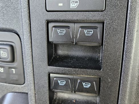 Used 2023 Ford Bronco Black Diamond AWD/4WD image 31