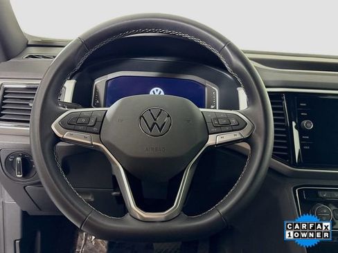 Used 2023 Volkswagen Atlas Cross Sport SE image 11
