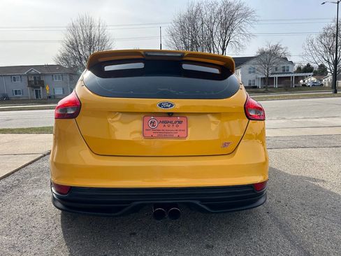 Used 2015 Ford Focus ST w/ Equipment Group 401A image 6
