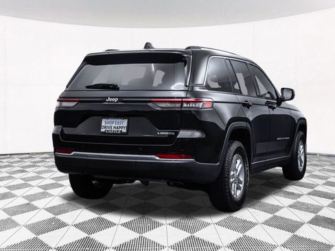 Used 2023 Jeep Grand Cherokee Laredo w/ Luxury Tech Group I image 12