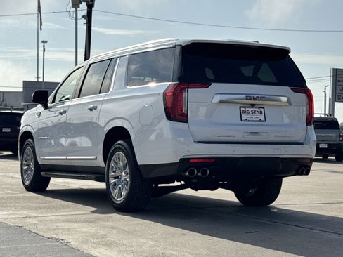 Used 2024 GMC Yukon XL Denali image 9