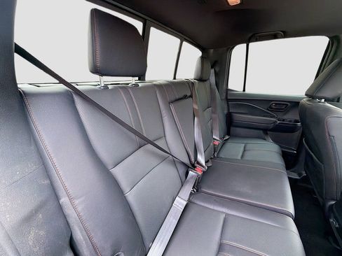 Used 2025 Honda Ridgeline TrailSport image 28
