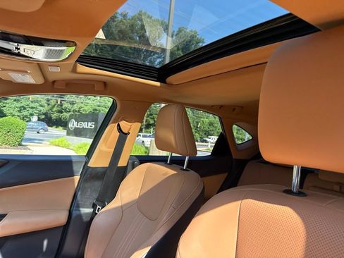 Used 2022 Lexus NX 350h AWD image 12