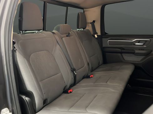 Used 2019 RAM 1500 Big Horn AWD/4WD image 23