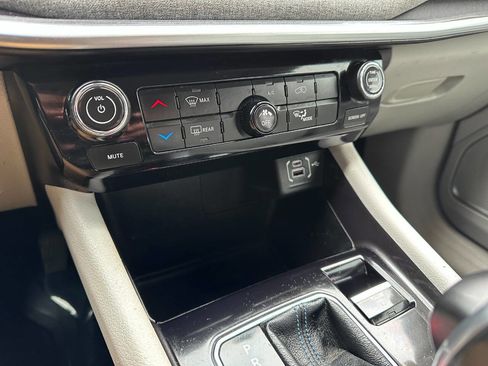 Used 2022 Jeep Compass Latitude image 52