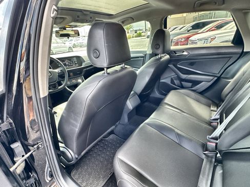 Used 2020 Volkswagen Jetta SE image 21