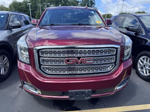 Used 2020 GMC Yukon SLE AWD/4WD image 2
