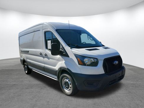 Used 2023 Ford Transit 250 Medium Roof image 11