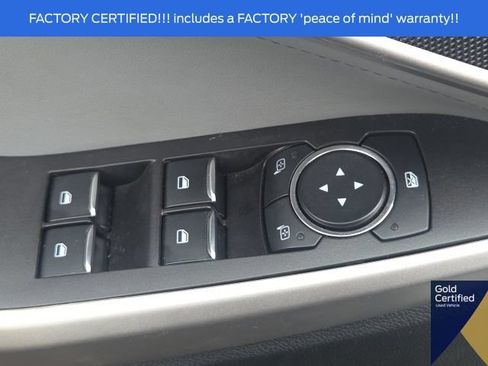 Used 2024 Ford Explorer XLT w/ Equipment Group 202A AWD/4WD image 27