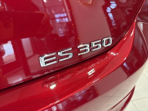New 2025 Lexus ES 350 Ultra Luxury image 22