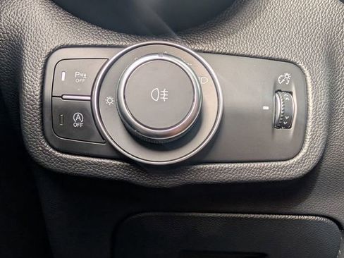 Used 2023 Alfa Romeo Stelvio Sprint RWD image 30