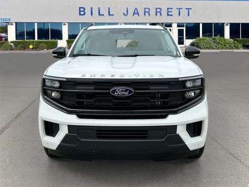 New 2026 Ford Expedition Active RWD image 2