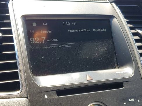 Used 2016 Ford Taurus SEL w/ Equipment Group 201A FWD image 16