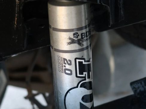 Used 2014 Toyota Tacoma Pickup 4D 6 ft image 12