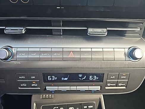 New 2026 Hyundai Kona Limited AWD/4WD image 18