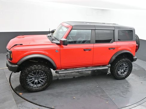 Used 2023 Ford Bronco Black Diamond image 18