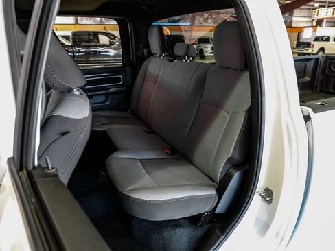 Used 2024 RAM 3500 Big Horn image 38