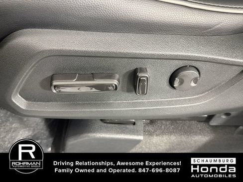 Used 2023 Honda Pilot Elite image 23