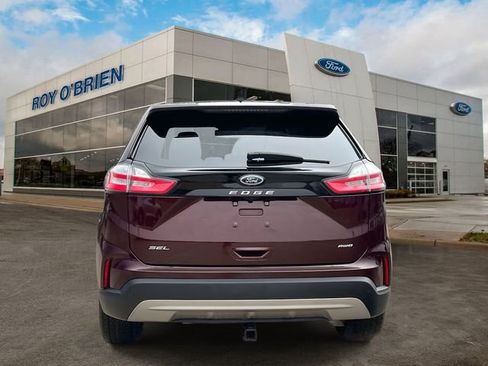 Certified 2022 Ford Edge SEL w/ Convenience Package image 4