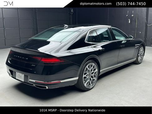 Used 2025 Genesis G90 3.5T image 6