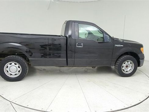 Used 2010 Ford F150 XL image 4