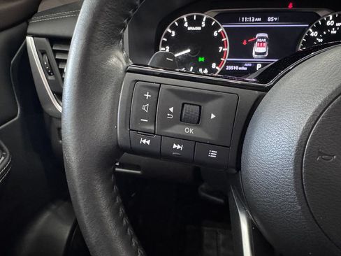 Used 2023 Nissan Rogue SV w/ SV Premium B Package AWD/4WD image 14