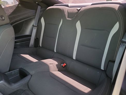 Used 2021 Chevrolet Camaro LT RWD image 8