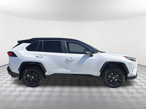 Used 2024 Toyota RAV4 XSE w/ Weather Package AWD/4WD image 7