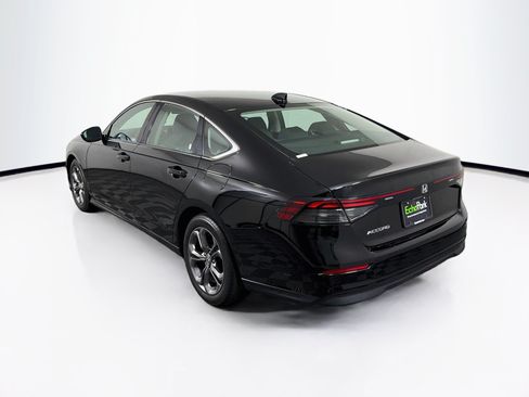 Used 2023 Honda Accord EX image 5