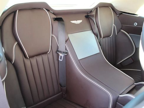 Used 2016 Aston Martin DB9 GT RWD image 4