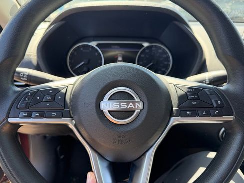 Used 2024 Nissan Sentra SV image 11