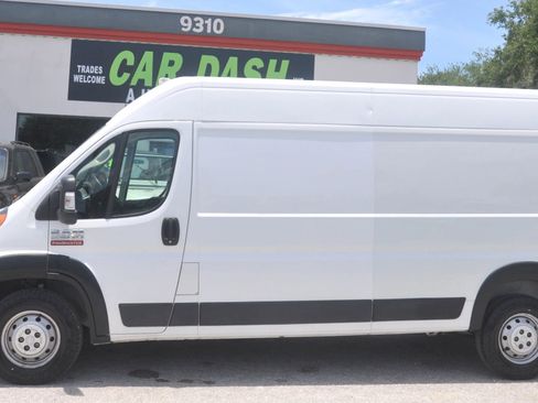 Used 2021 RAM ProMaster 2500 w/ Interior LED Lighting Group FWD image 8