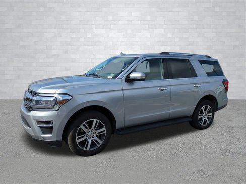 Certified 2024 Ford Expedition Limited image 7