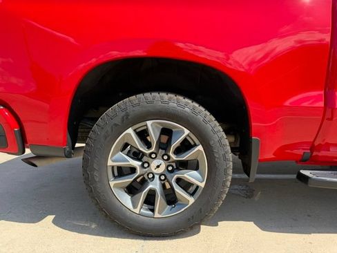 Used 2023 Chevrolet Silverado 1500 RST w/ Protection Package AWD/4WD image 9