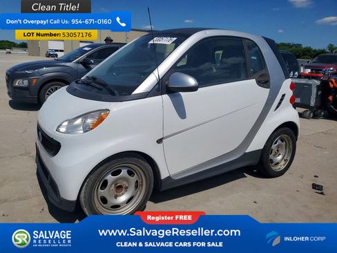 Used 2015 smart fortwo pure RWD image 1