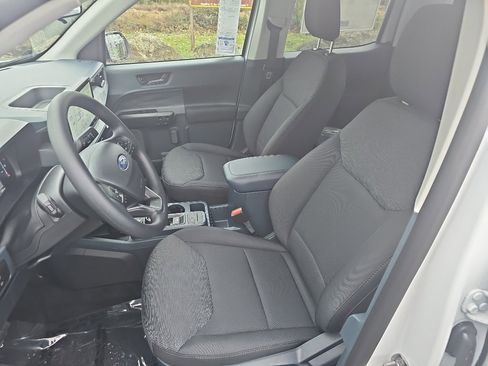 New 2025 Ford Maverick XL image 45