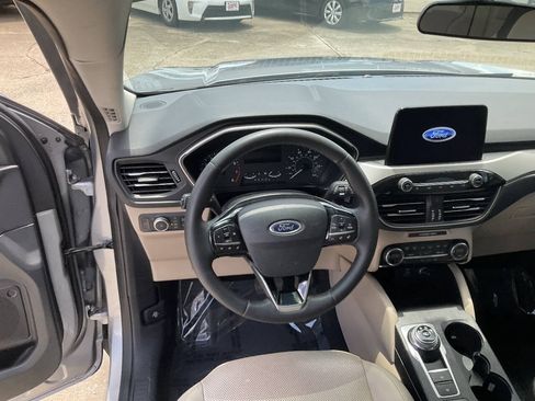 Used 2021 Ford Escape SEL FWD image 14