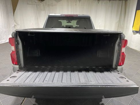 Used 2020 Chevrolet Silverado 1500 RST image 23