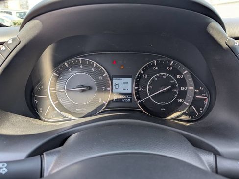 Used 2020 Nissan Armada SL w/ Premium Package AWD/4WD image 27