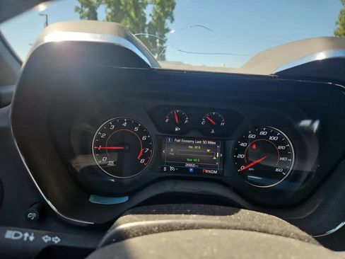 Used 2022 Chevrolet Camaro LT RWD image 18