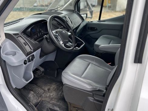 Used 2019 Ford Transit 250 148 Medium Roof image 17