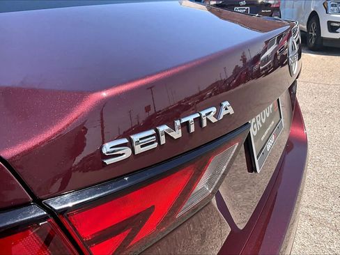 Used 2025 Nissan Sentra SV FWD image 28